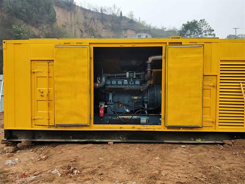 路南发电机租赁冷却液的沸点降低到多少时需要更换